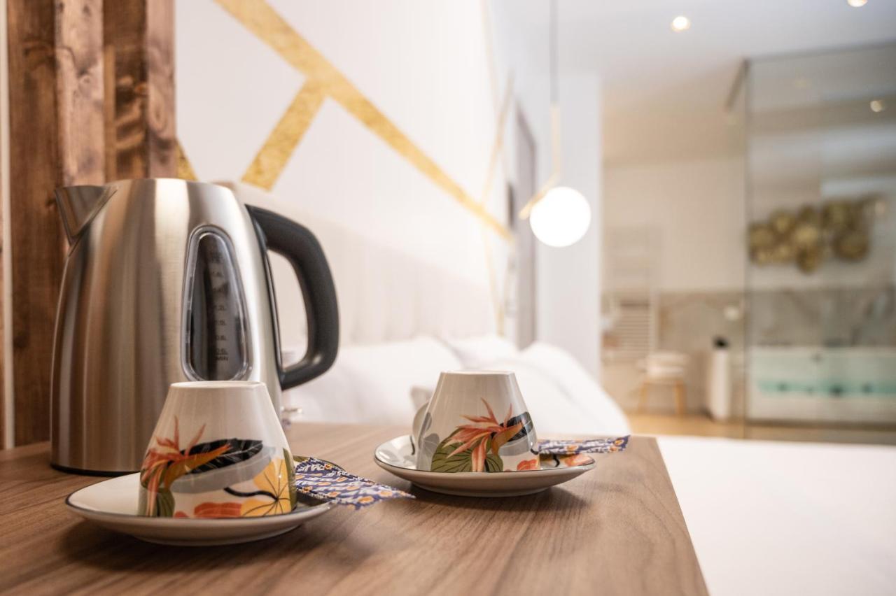 Civico 31 Luxury Rooms 카스텔산조르조 외부 사진