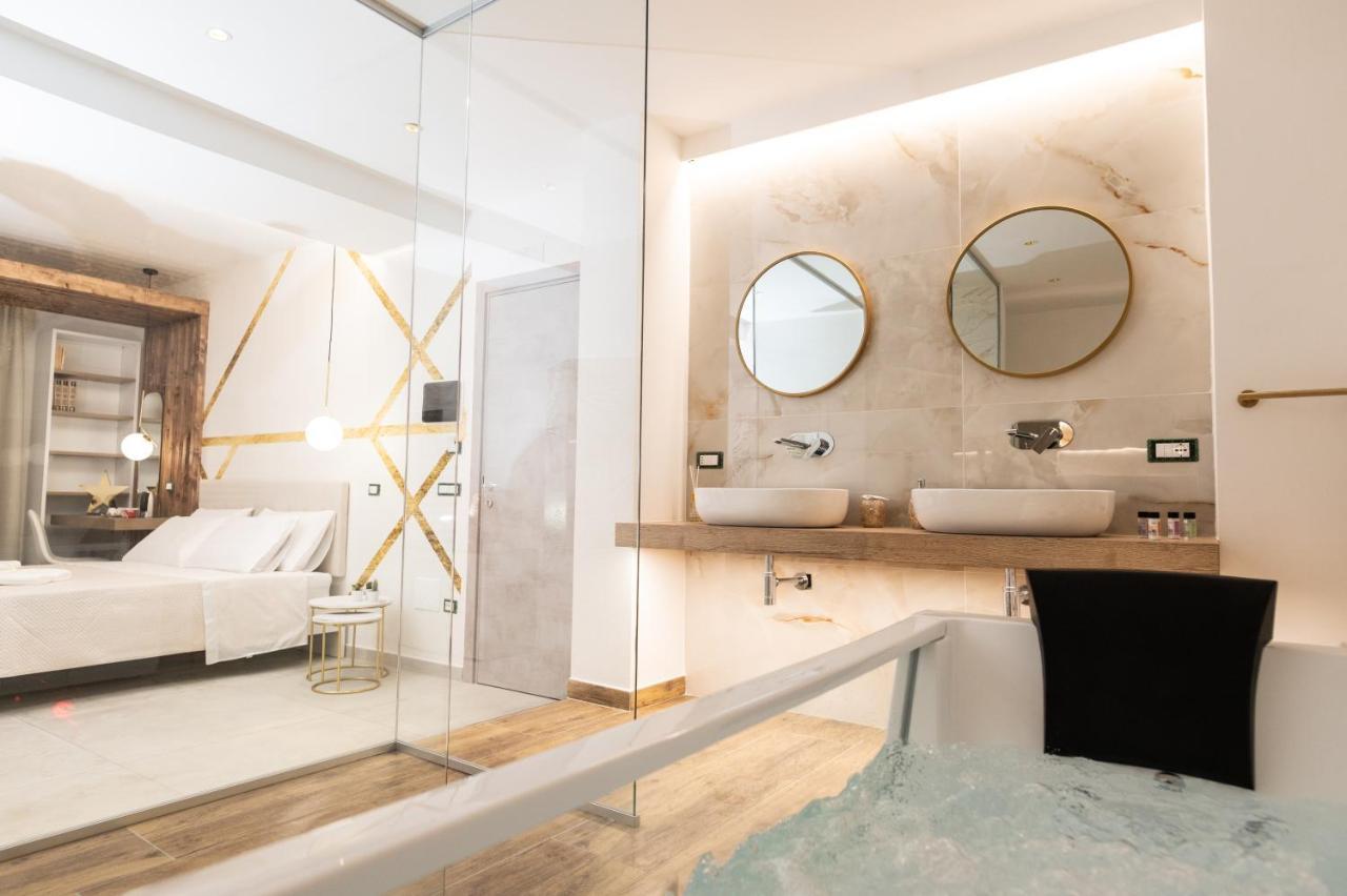 Civico 31 Luxury Rooms 카스텔산조르조 외부 사진