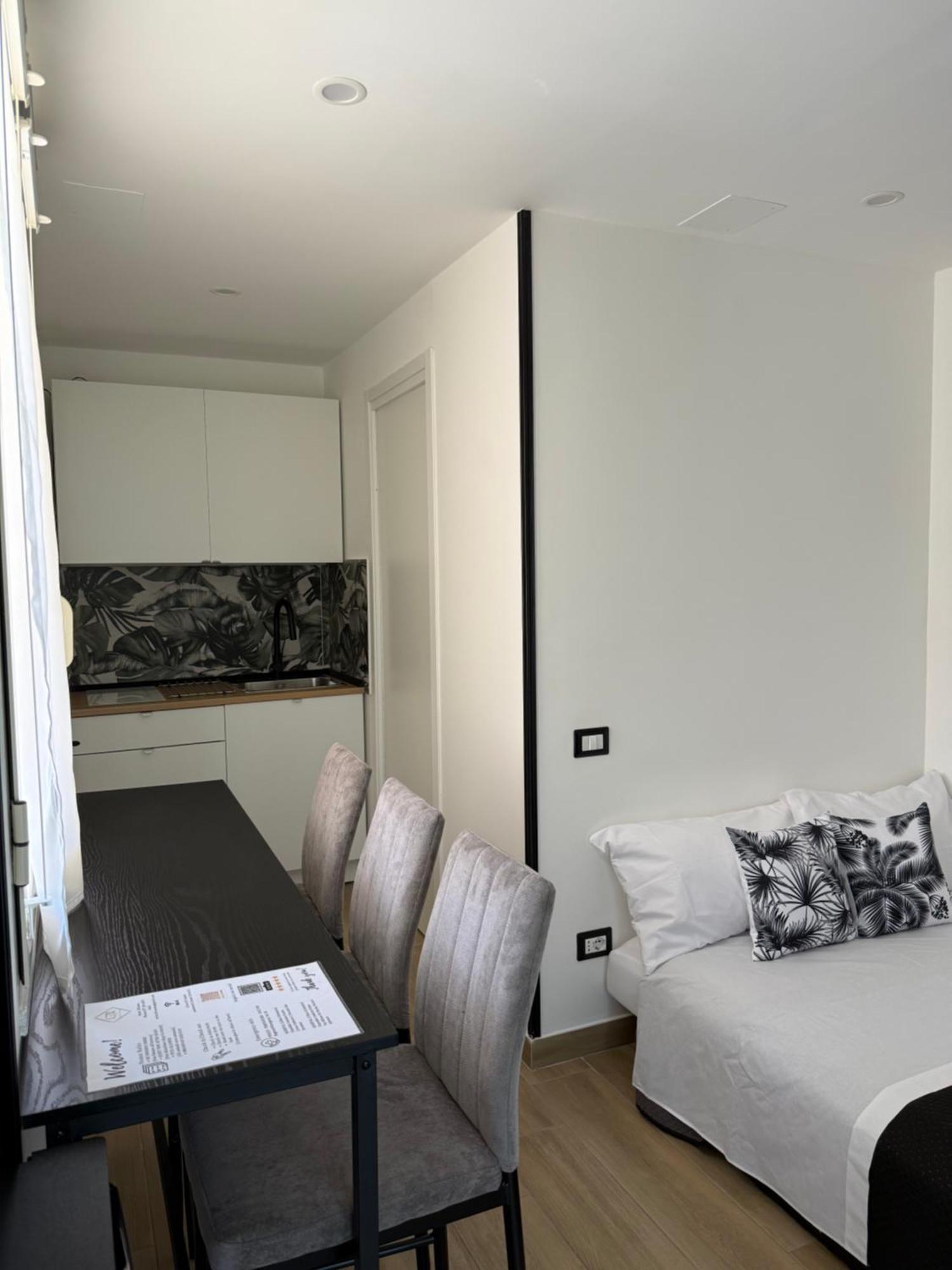 Civico 31 Luxury Rooms 카스텔산조르조 외부 사진