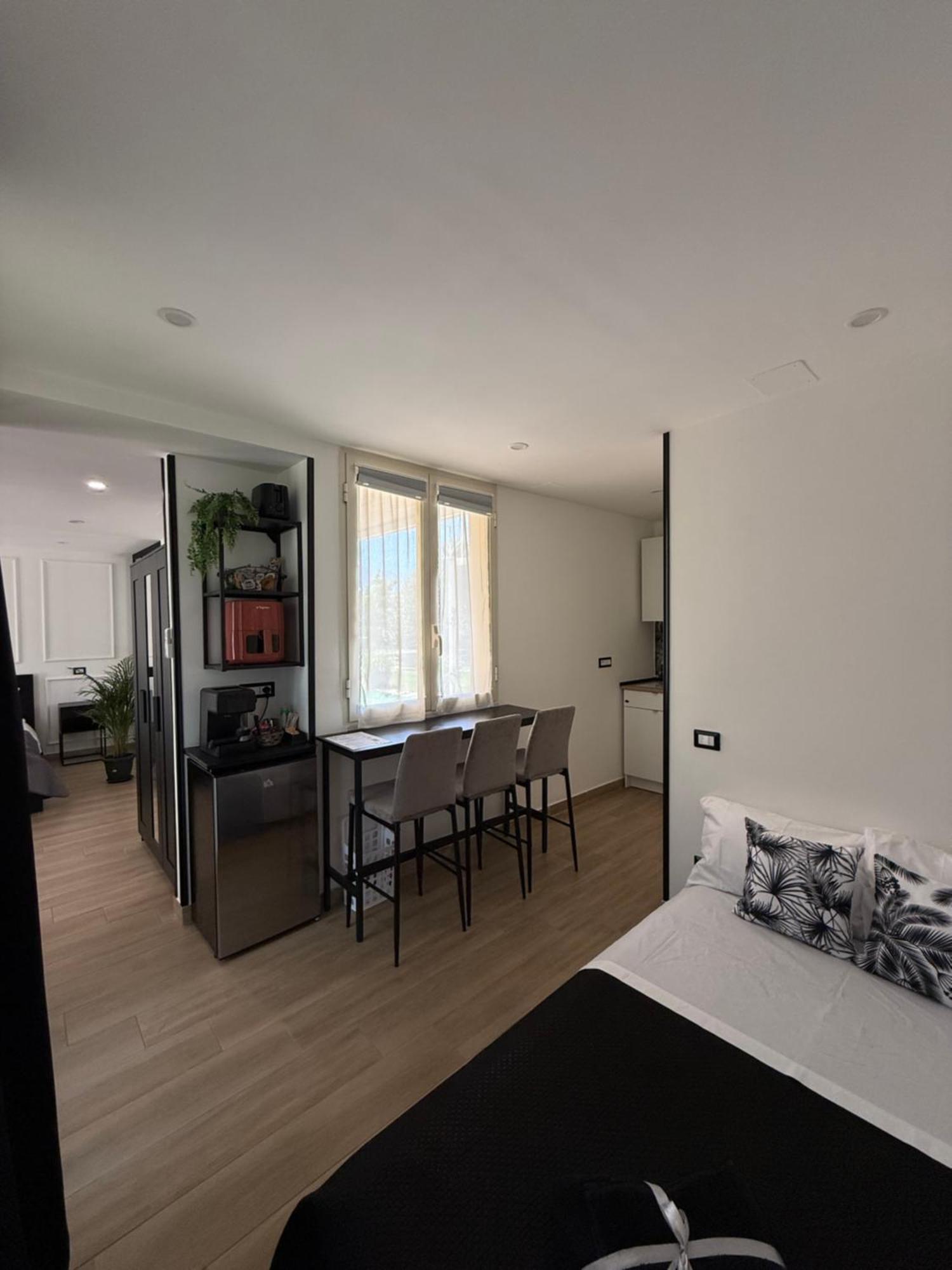 Civico 31 Luxury Rooms 카스텔산조르조 외부 사진